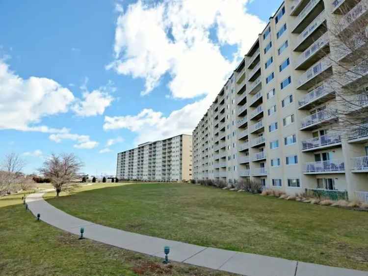 Rent 2BR Condo Near Quincy Center with Great Amenities