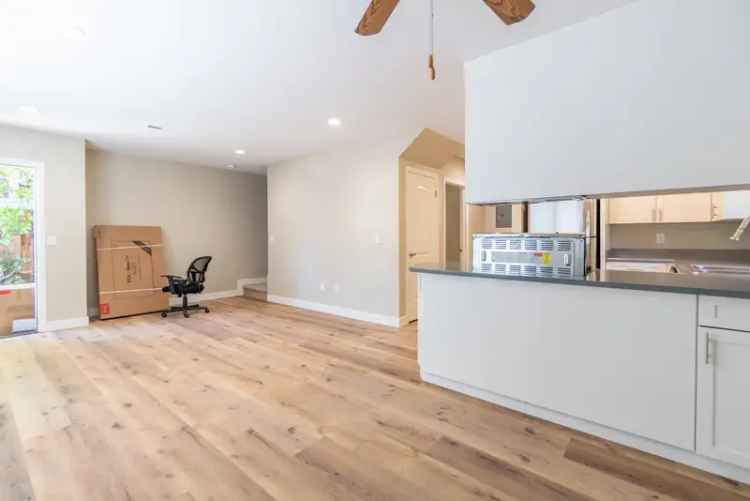 Rent Private Rooms in Newly Remodeled Townhouse Near UC Berkeley