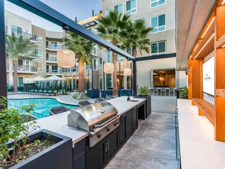 rent apartment in Modera Pomona with upscale features and amenities