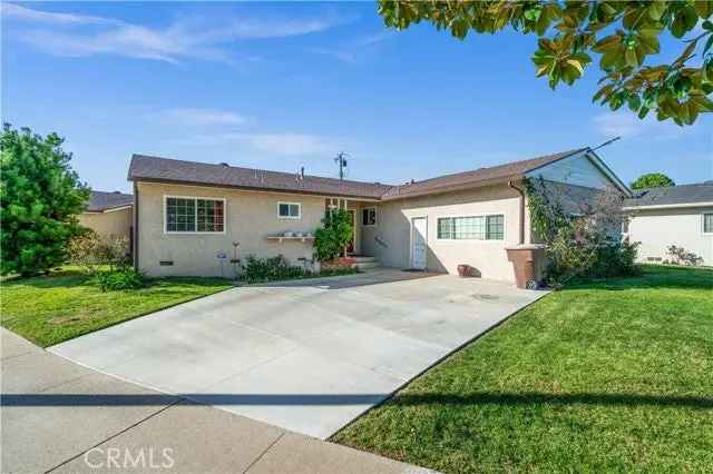 House For Sale in 205, Juniper Street, Brea, California