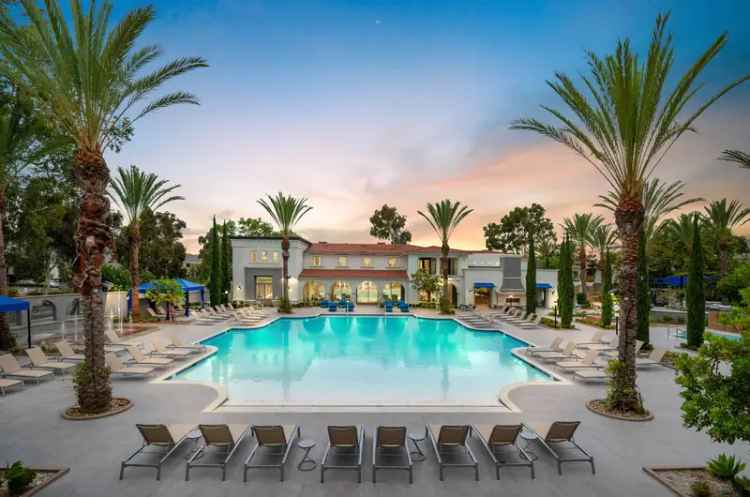 Rent Apartments in Costa Mesa with Modern Features and Luxurious Amenities