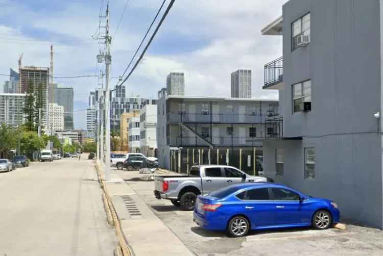 Rent Renovated Apartments Near Brightline Station in Miami