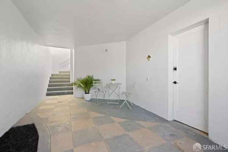 House For Sale in 1706, 35th Avenue, San Francisco, California