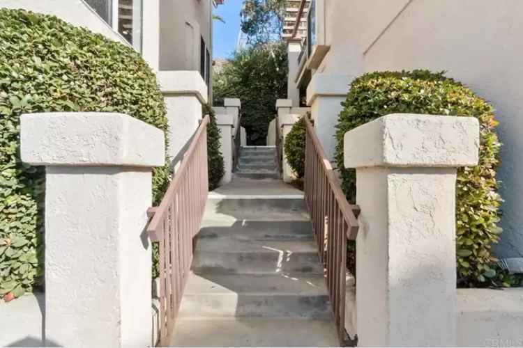 Buy Luxury Condo in Carlsbad with 2 Bedrooms 2 Bathrooms and Amenities