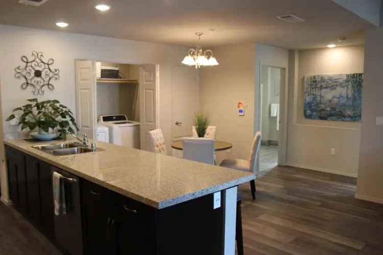 Rent Modern Luxury Apartments in Sunnyhills Clovis with Great Features