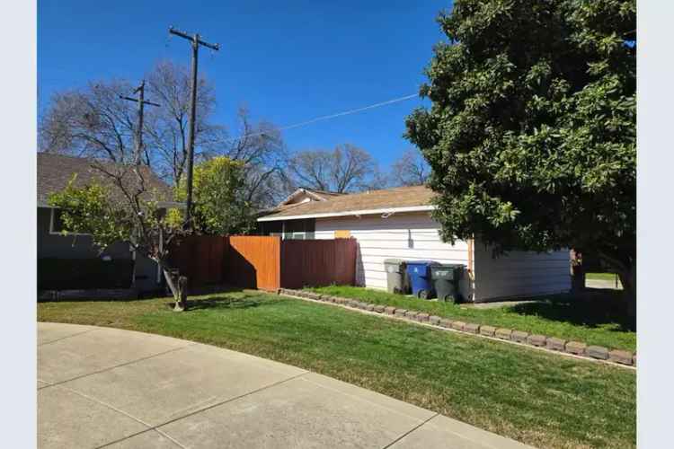 House For Sale in 6608, Heatherwood Way, Sacramento, California