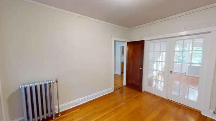 Rent Upscale Apartments in Brighton with Elevator and Laundry