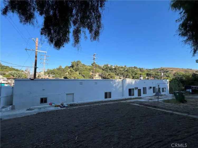 House For Sale in 3359, Sierra Street, Los Angeles, California