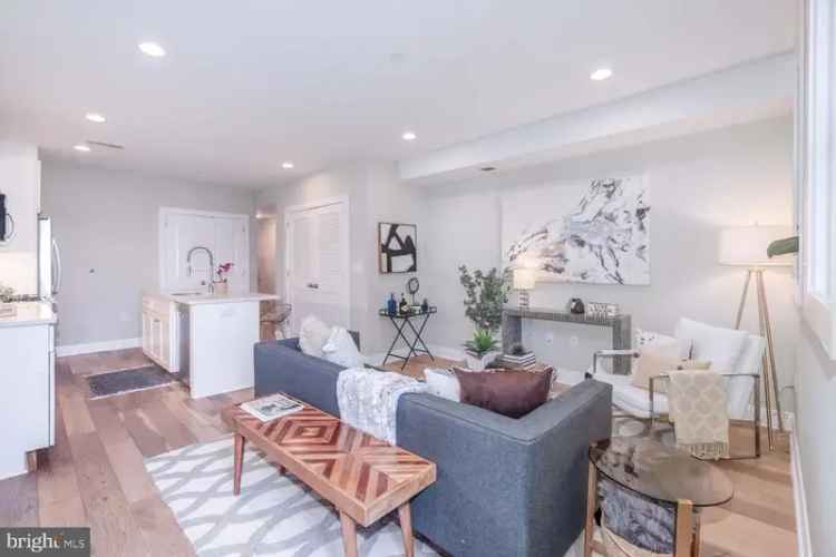 House For Sale in 3123, Warder Street Northwest, Washington, District of Columbia