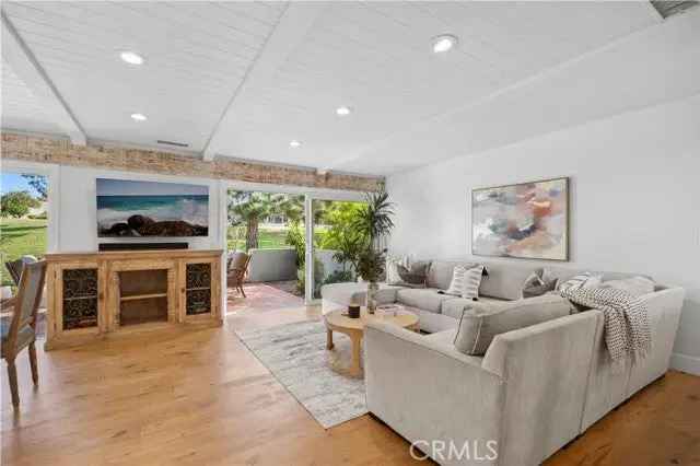 House For Sale in 2036, Vista Cajon, Newport Beach, California