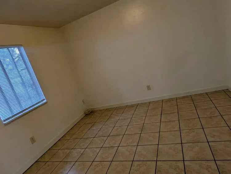 Upstairs Apartment for Rent with Good Credit Requirements