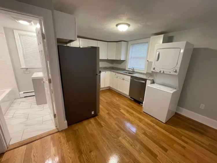 Rent Apartment Unit in Davis Square with Modern Features