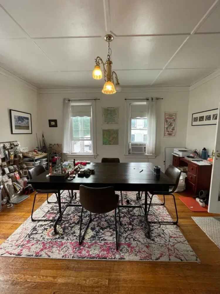 Rent Bright One Bedroom Apartment Unit in Downtown Hudson with Porch