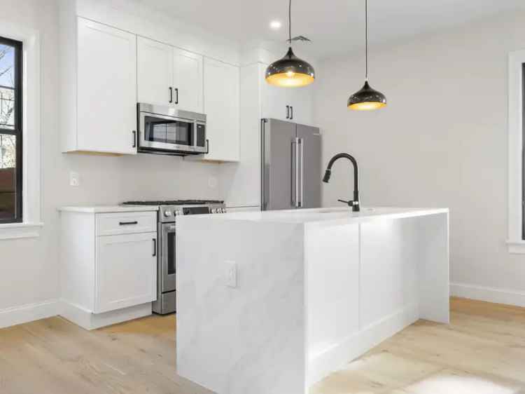 Rent Stunning Single Family Home in South Boston with Modern Finishes