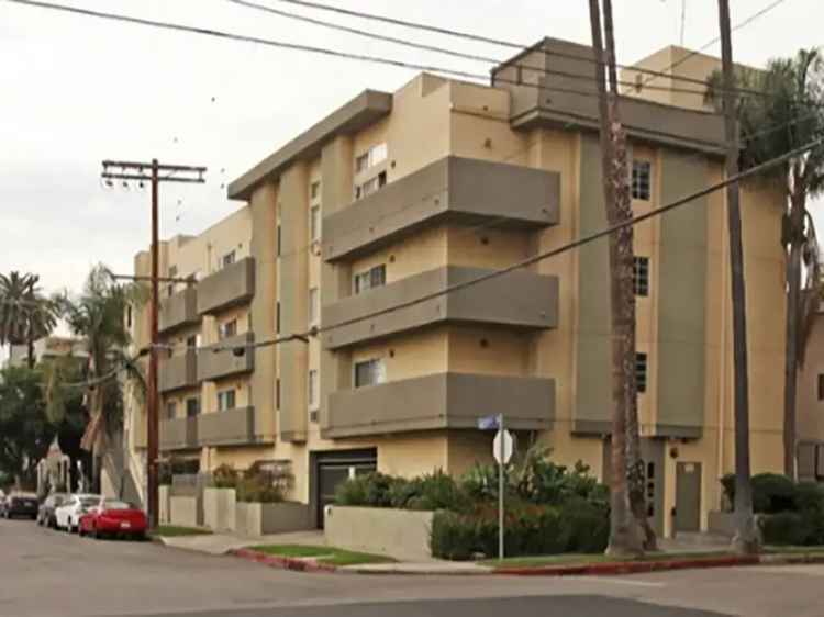 Rent Amazing Apartment in Hollywood Near Santa Monica and Highland