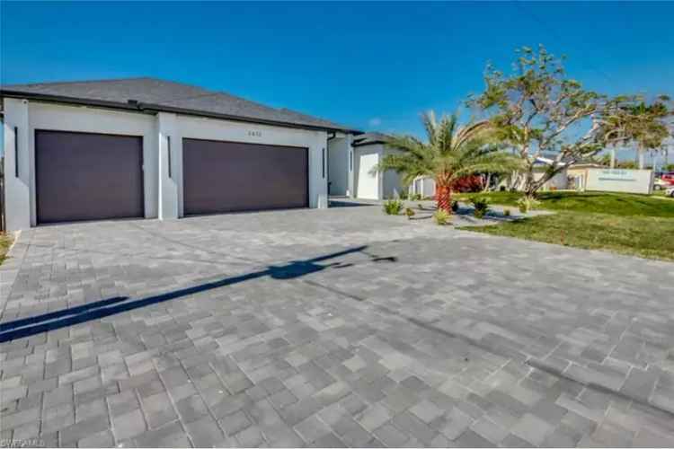 Buy a Luxurious New Construction Home in SW Cape Coral with Pool and Spa