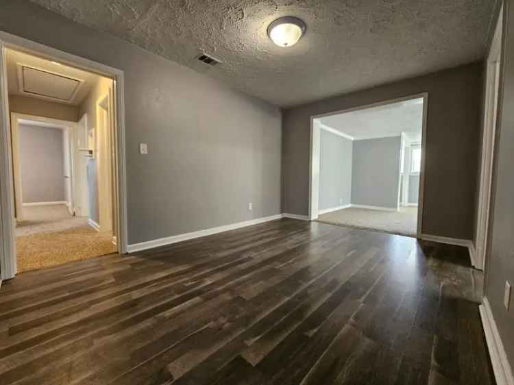 Rent Spacious Home with Studio Apartment on Habersham Street