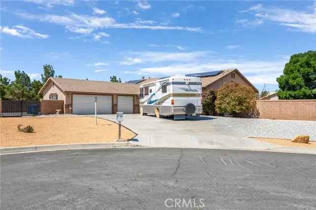 House For Sale in 12902, Casco Road, Apple Valley, California