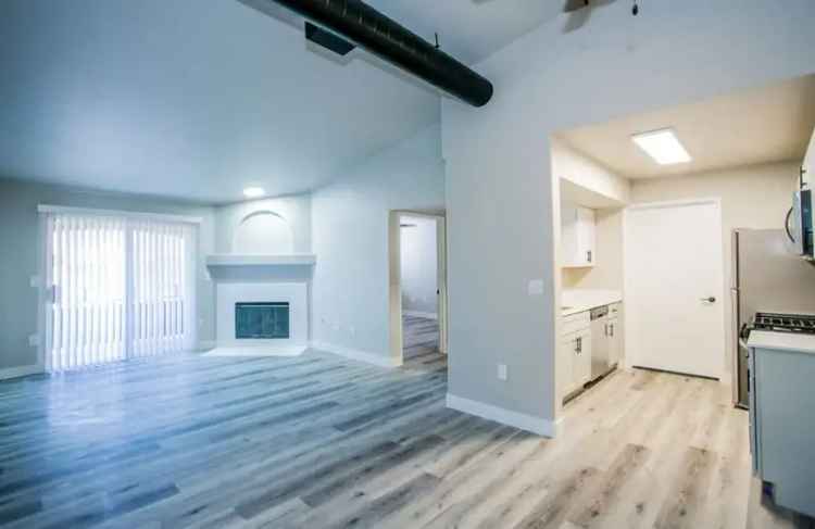 Rent Apartments in Summerlin with Modern Interiors and Amenities