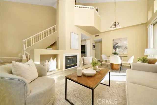 House For Sale in Tustin, California