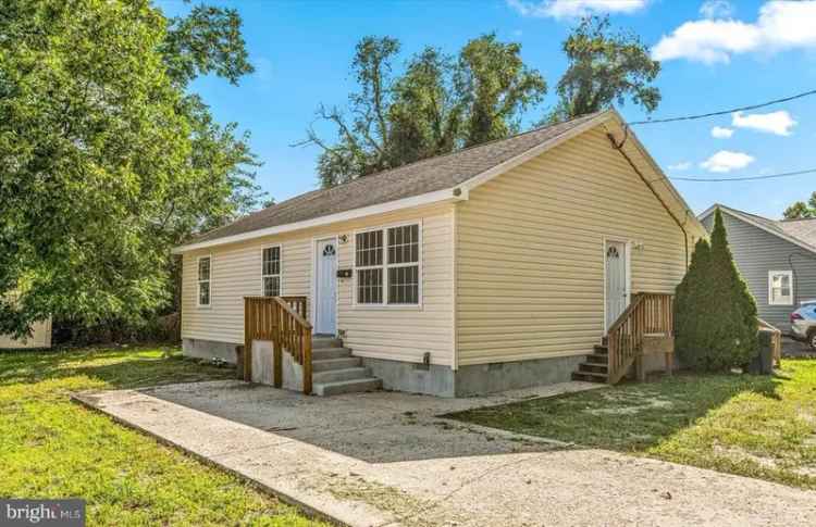 House For Sale in 402, West 7th Street, Laurel, Delaware