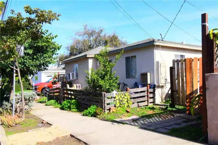 House For Sale in 134, North Cabrillo Avenue, Los Angeles, California