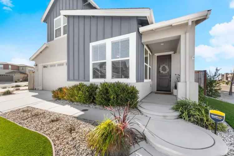 Buy Modern Home with Upgrades and Pool in Roseville