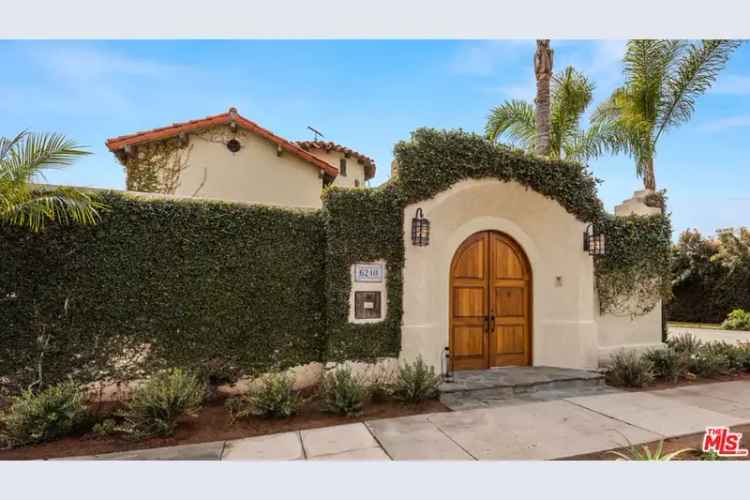 Buy House in Los Angeles with 3 Bedrooms and Private Pool