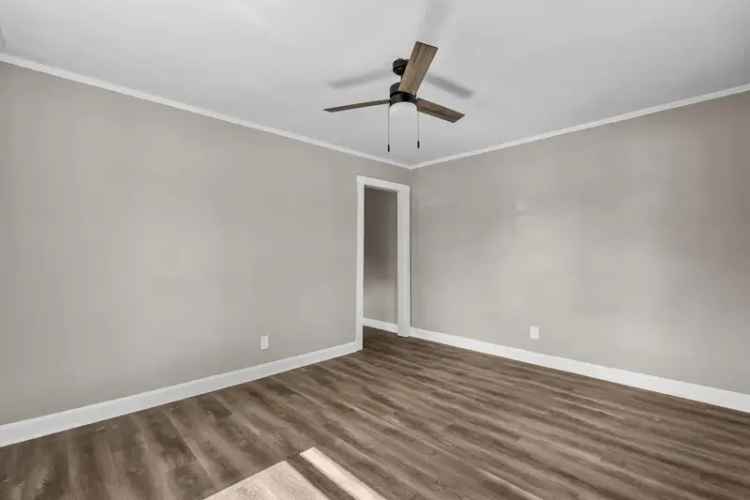 Duplex for Rent in High Point Recently Remodeled with New Flooring