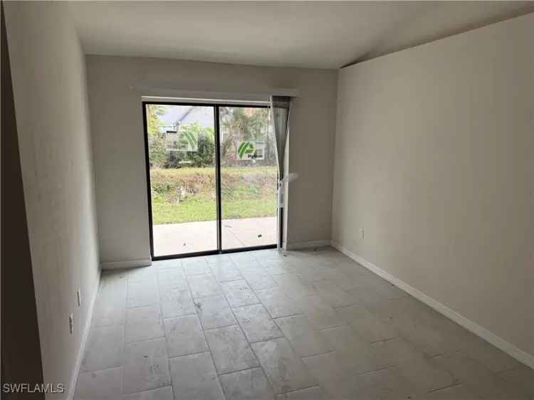 House For Sale in Cape Coral, Florida