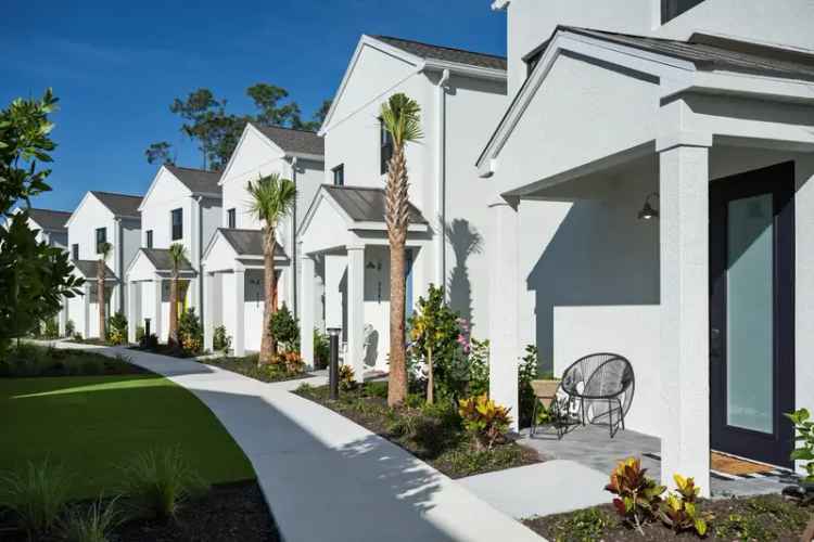 Rent Swell By Soltura Apartments with Beachy Vibes in Upscale Living