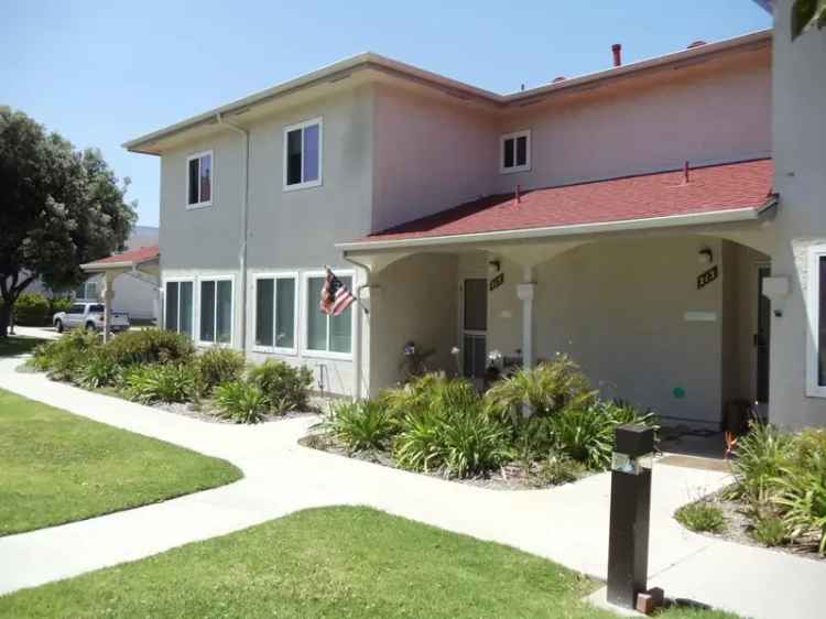 Rent Apartment in Los Angeles with Community Amenities and Pet-Friendly Options