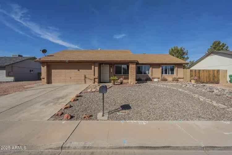 House For Sale in 1226, North Nevada Way, Mesa, Arizona