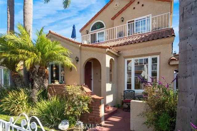 House For Sale in 230, Argonne Avenue, Long Beach, California