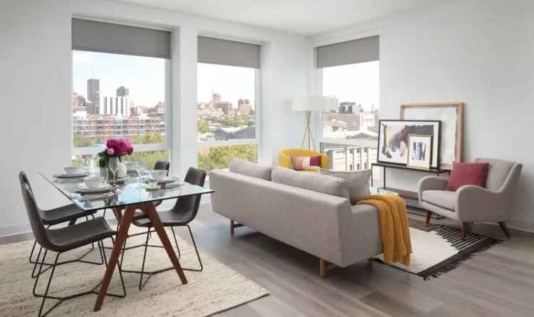 Rent Apartments in Lincoln Square Philadelphia with Stunning City Views