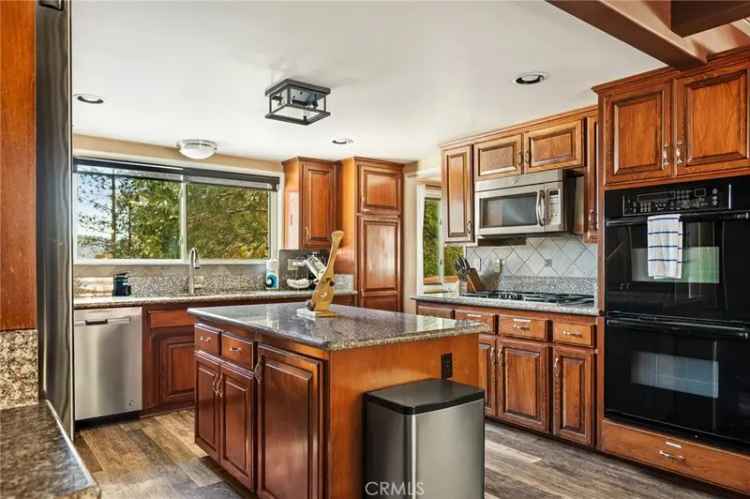 House For Sale in 514, Grizzly Road, Blue Jay, California