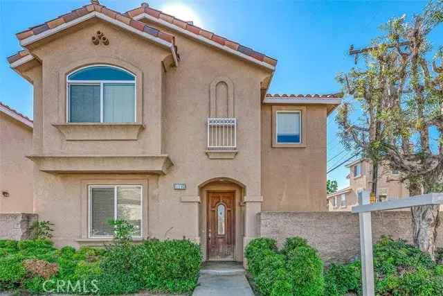 House For Sale in 11195, Reagan Street, Los Alamitos, California