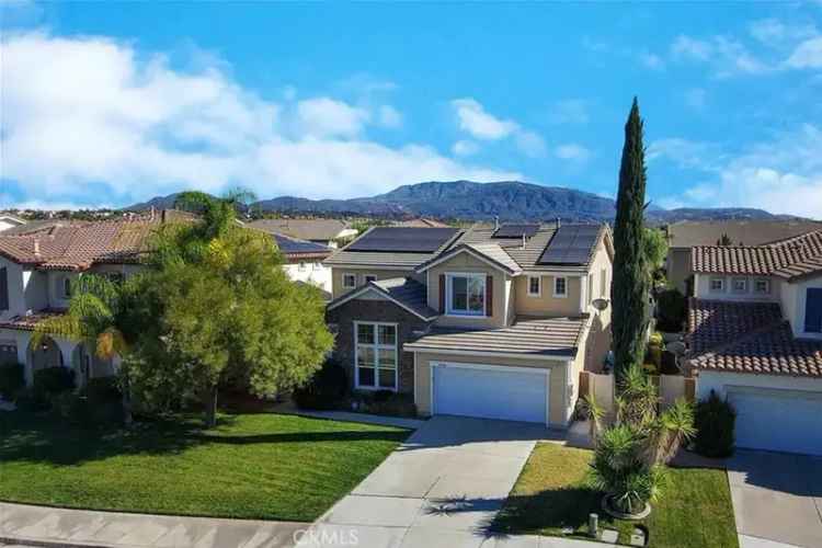 Buy Pool Home with Modern Features in Temecula Wolf Creek Community