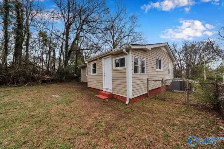 House For Sale in 2910, 7th Avenue Southwest, Huntsville, Alabama