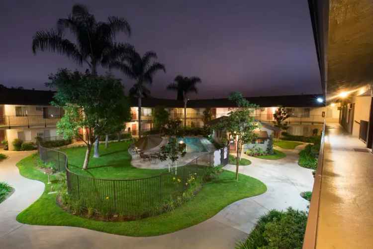 Rent Apartments with Large Floor Plans Near Freeways and Pool Area