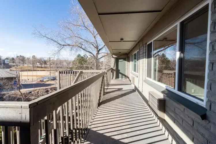 Apartment for Rent in Englewood with Stunning Outdoor Views