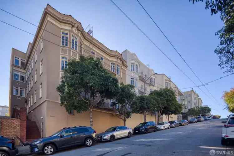 Invest in a Multi Family Property in Cow Hollow with 12 Units