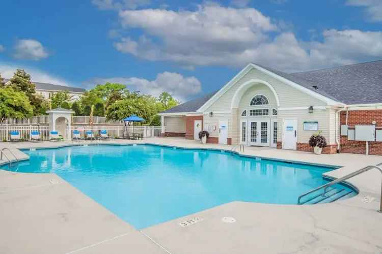 Rent Apartments at Bellingham Park Wilmington NC with Resort Amenities