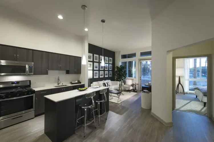 Rent Luxury Apartments in Huntington Beach with Stunning Ocean Views