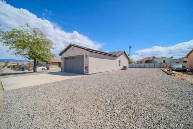 Buy New Construction Home Near Colorado River With Modern Features