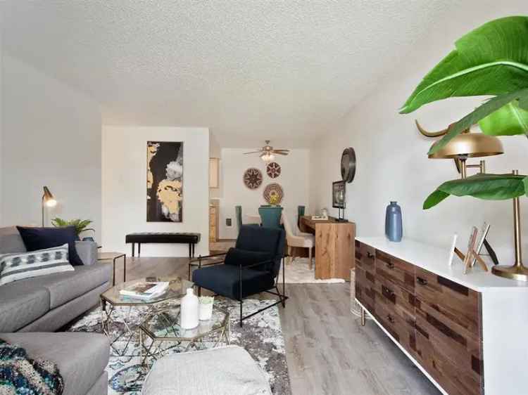 Rent Cedar Hills Apartments with Modern Amenities in Portland Oregon