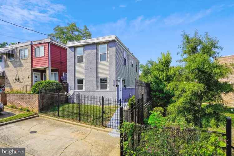 House For Sale in 5338, Jay Street Northeast, Washington, District of Columbia