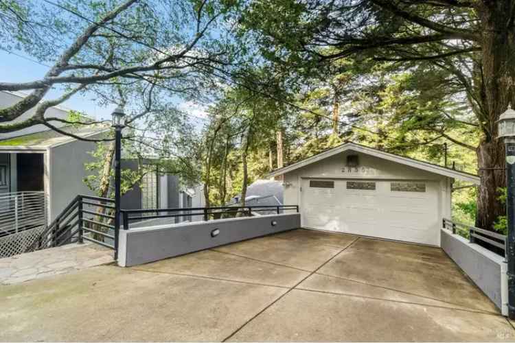 Buy House in Piedmont Pines with Scenic Views and Modern Features