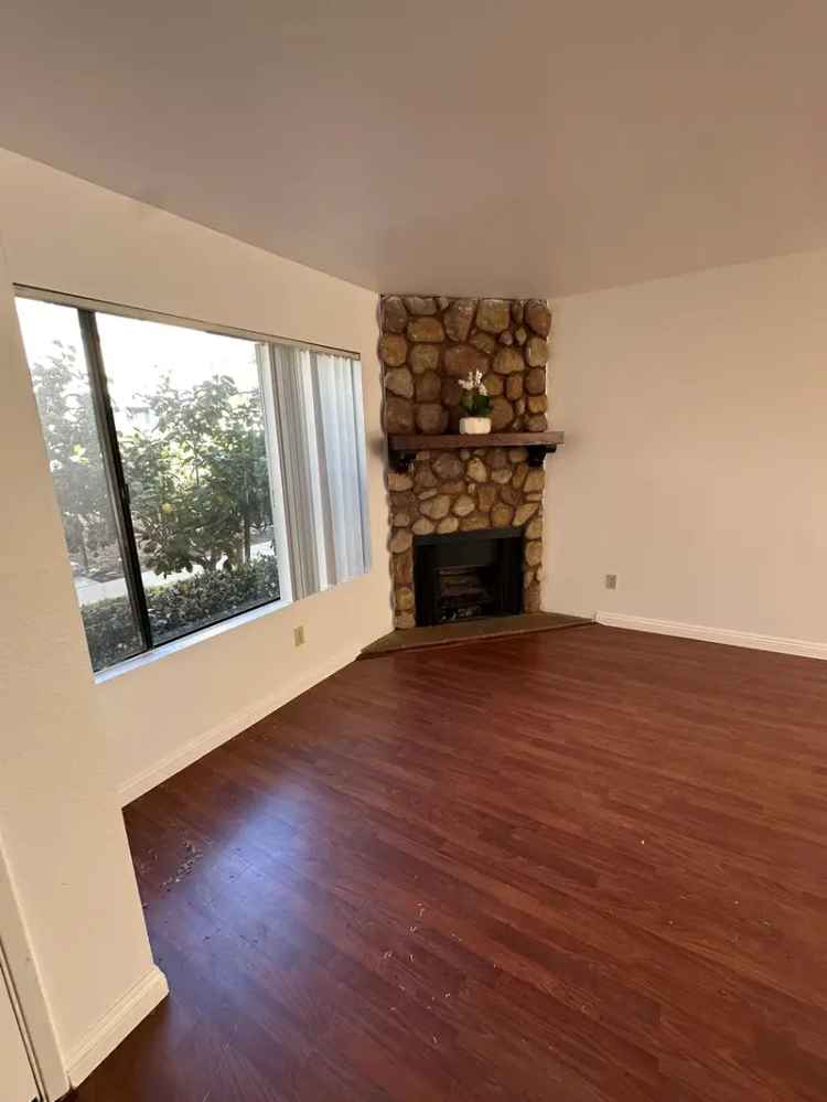 Rent Townhome in Carlsbad with Pools and Tennis Courts