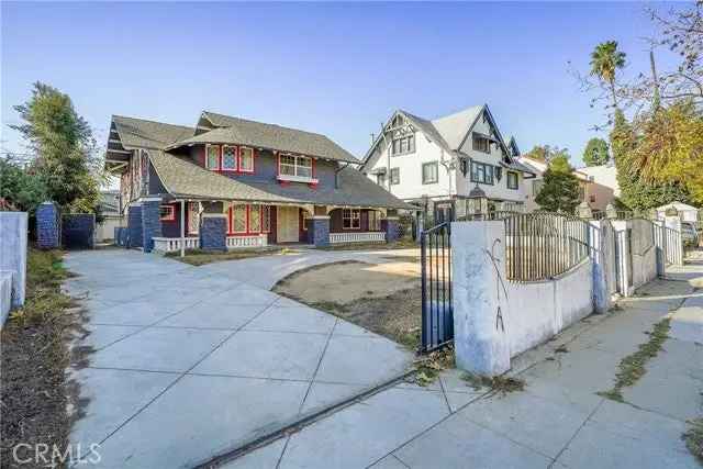 House For Sale in 1527, South Wilton Place, Los Angeles, California